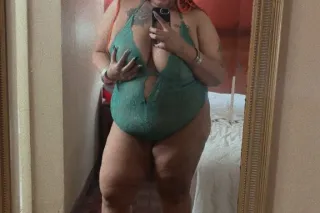 BIGGEST TITTIES AROUND TOWN ♥ ... - Image 3